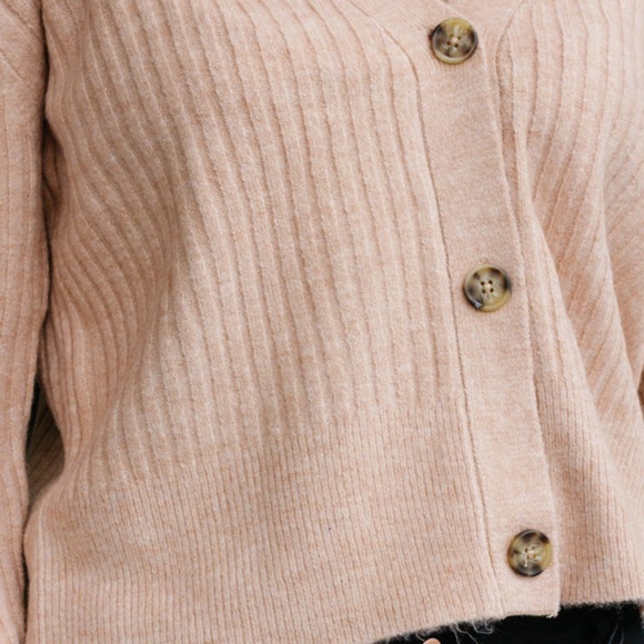 NWT! - Black Tape | Button Down Oversize Cardigan - Picture 10 of 16